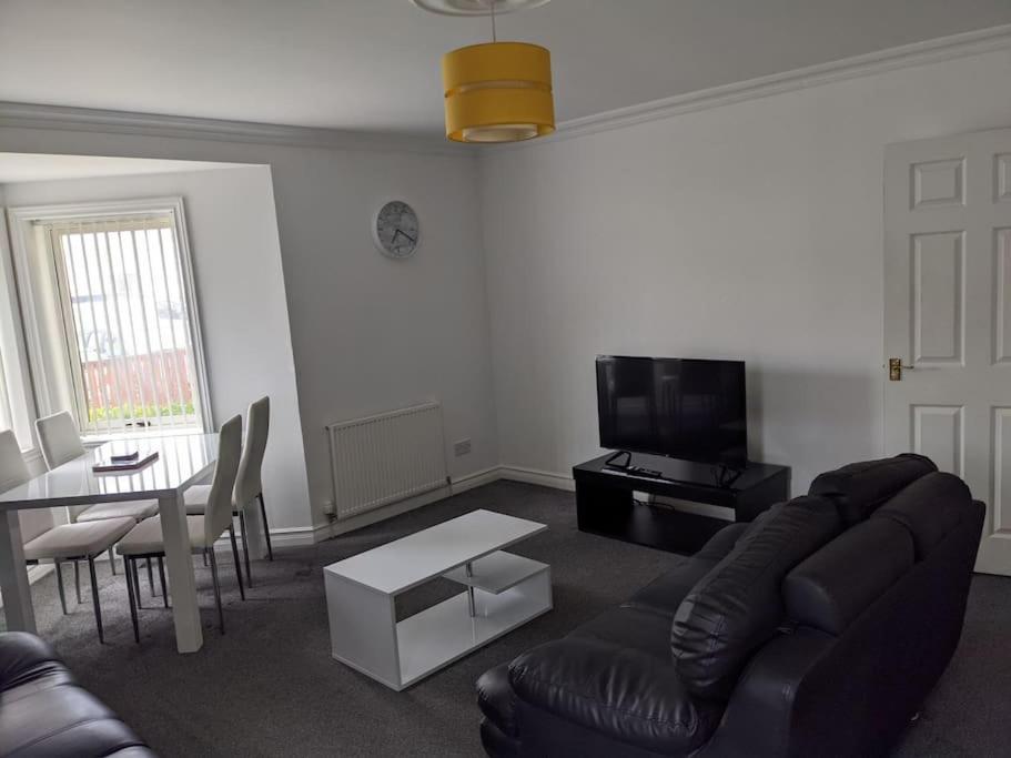 Teith Court Apartment With Private Parking. Stirling Dış mekan fotoğraf