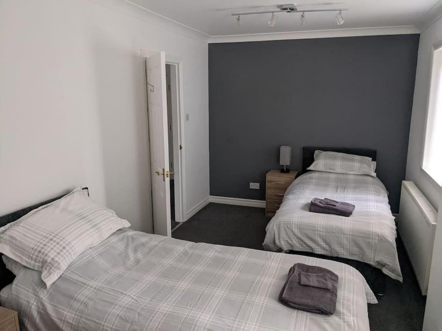 Teith Court Apartment With Private Parking. Stirling Dış mekan fotoğraf
